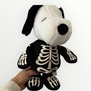 Snoopy Halloween Greeter 2020 - Bone Body Suit Charlie Brown Peanuts